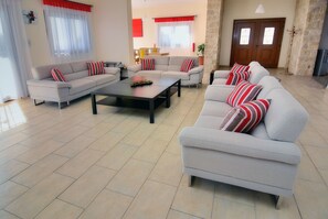 TV, fireplace, video-game console, DVD player - Impressive Large Villa, Huge Pool, Large Garden, Quiet area, Coral bay Paphos (Peyia)