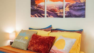 3 chambres, fer et planche à repasser, Wi-Fi gratuit, draps fournis
