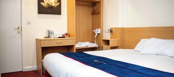 Royal Square Hotel - NEC and Birmingham Airport