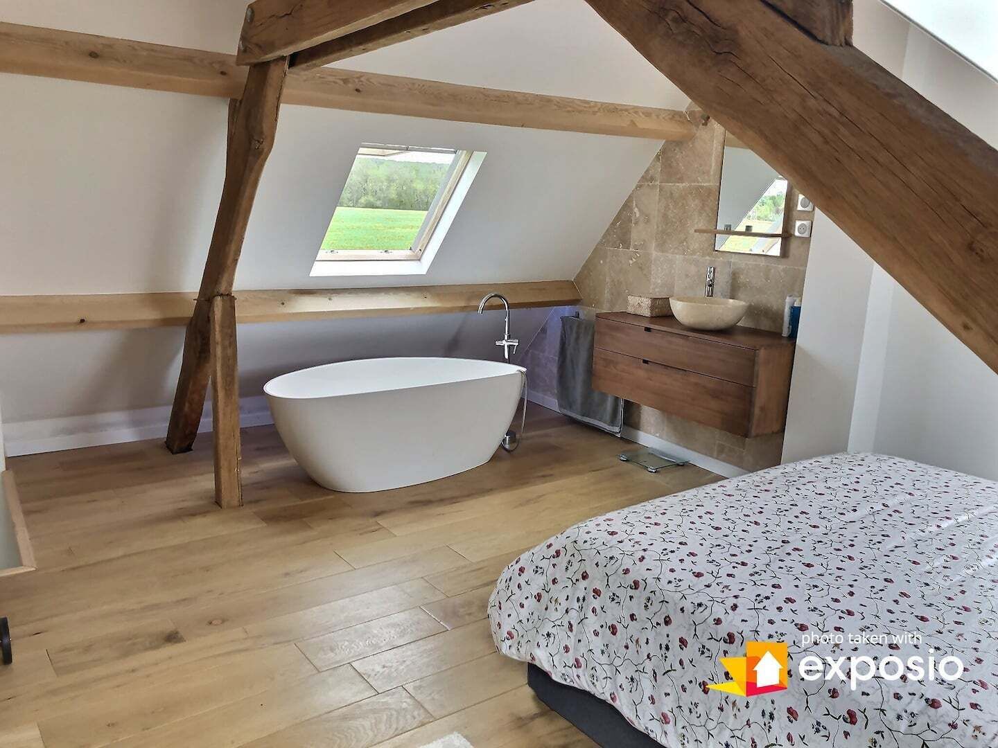 2 chambres, chambres insonorisées, fer et planche à repasser