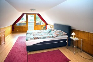 2 bedrooms, WiFi, bed sheets - Apartment with balcony - Apartments Christine Brown Wieck / Darß (Wieck a. Darß)