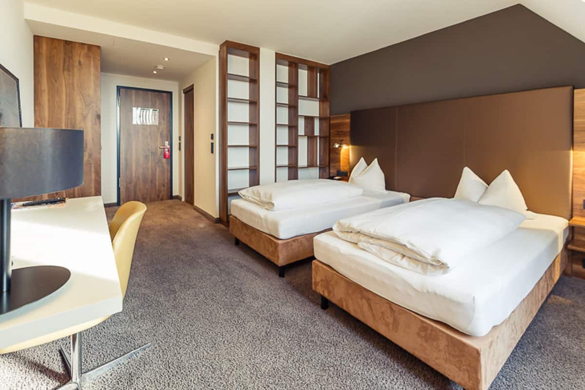 In-room safe, desk, free WiFi, bed sheets