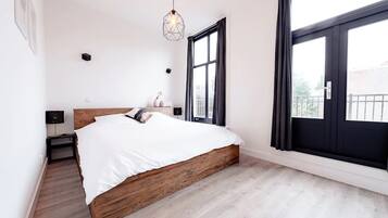 2 slaapkamers, een strijkplank/strijkijzer, wifi, beddengoed