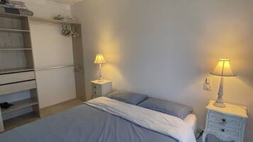 2 chambres, fer et planche Ă repasser, lit parapluie, Wi-Fi gratuit