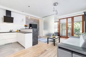 Balcony - Apartments Harmonica Cracow by Renters (Kraków)