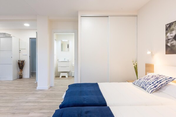 1 bedroom, iron/ironing board, Internet, bed sheets