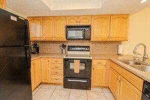 Fridge, microwave, oven, dishwasher