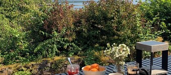 Tranquil modern home, stunning sea and mountain views, private shoreline access.