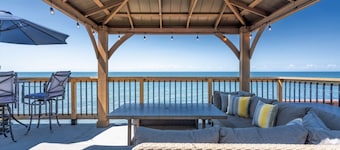 Lake Erie Luxury Retreat Hot Tub + Private Beach + Sunset Views