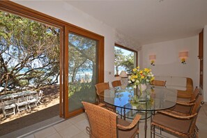 Familienhaus, Mehrere Schlafzimmer, Meerseite (Casa Giannellina) | Speisen