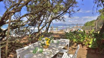 Family House, Multiple Bedrooms, Sea Facing (Casa Giannellina) | Outdoor dining