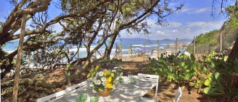 Family House, Multiple Bedrooms, Sea Facing (Casa Giannellina) | Outdoor dining
