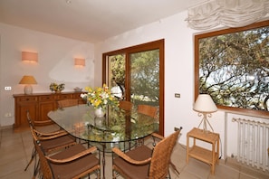 Familienhaus, 5 Schlafzimmer, Meerseite (Casa Giannellina) | Wohnzimmer