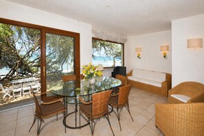 Family House, 5 Bedrooms, Microwave, Sea Facing (Casa Giannellina) | Dining - Casa Giannellina (Orbetello)