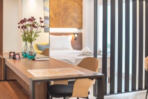 City Apartment | In-room dining - Phaedon, the Terrace Suite Near Acropolis By CloudKeys (Athens)