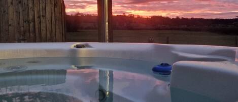 Bañera de hidromasaje exterior