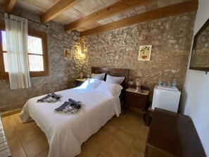 12 bedrooms, iron/ironing board, travel crib, free WiFi