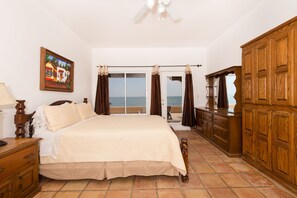 4 quartos, Wi-Fi de cortesia, roupa de cama