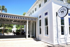Exterior - The Heart of Seaside, Florida! Stunning Renovation, Steps to Beach, 2 Bikes (Santa Rosa Beach)