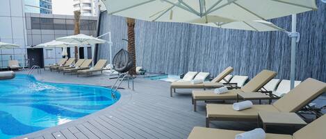 Outdoor pool, pool loungers
