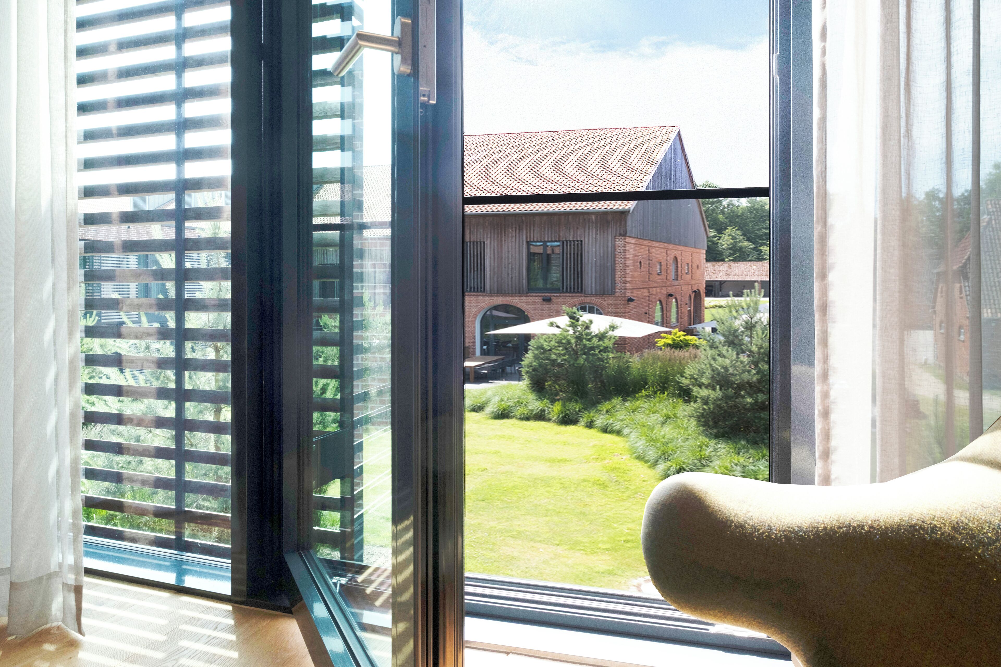 superior | 1 bedroom, in-room safe, blackout curtains, soundproofing