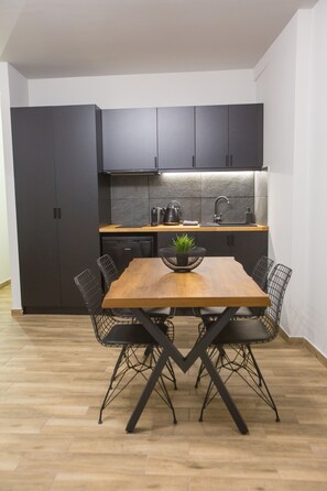 Panoramic Suite | Private kitchen
