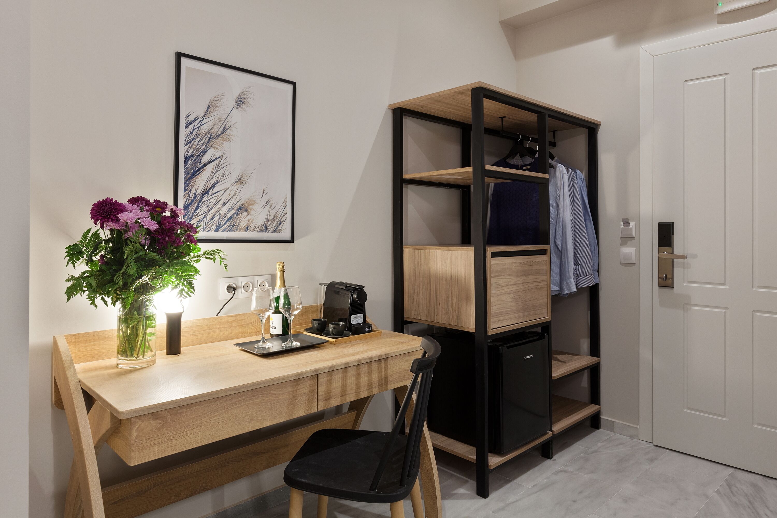 family room (lower ground floor) | wardrobe