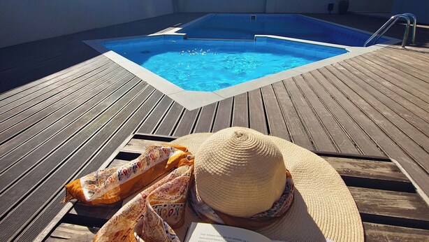 Outdoor pool - Verdes Pássaros Apart Hotel (Florianópolis)