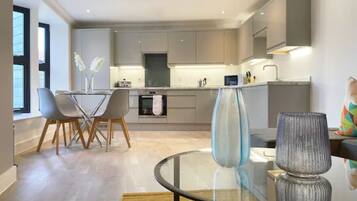 Deluxe Apartment | Living area