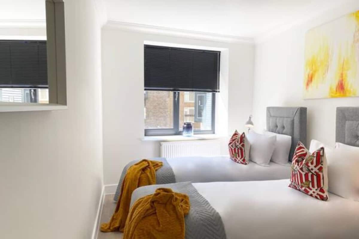 Appartement Deluxe | 2 chambres, fer et planche Ă repasser, accĂšs au Wi-Fi (inclus)