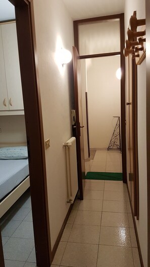 1 makuuhuone, ilmainen Wi-Fi, vuodevaatteet