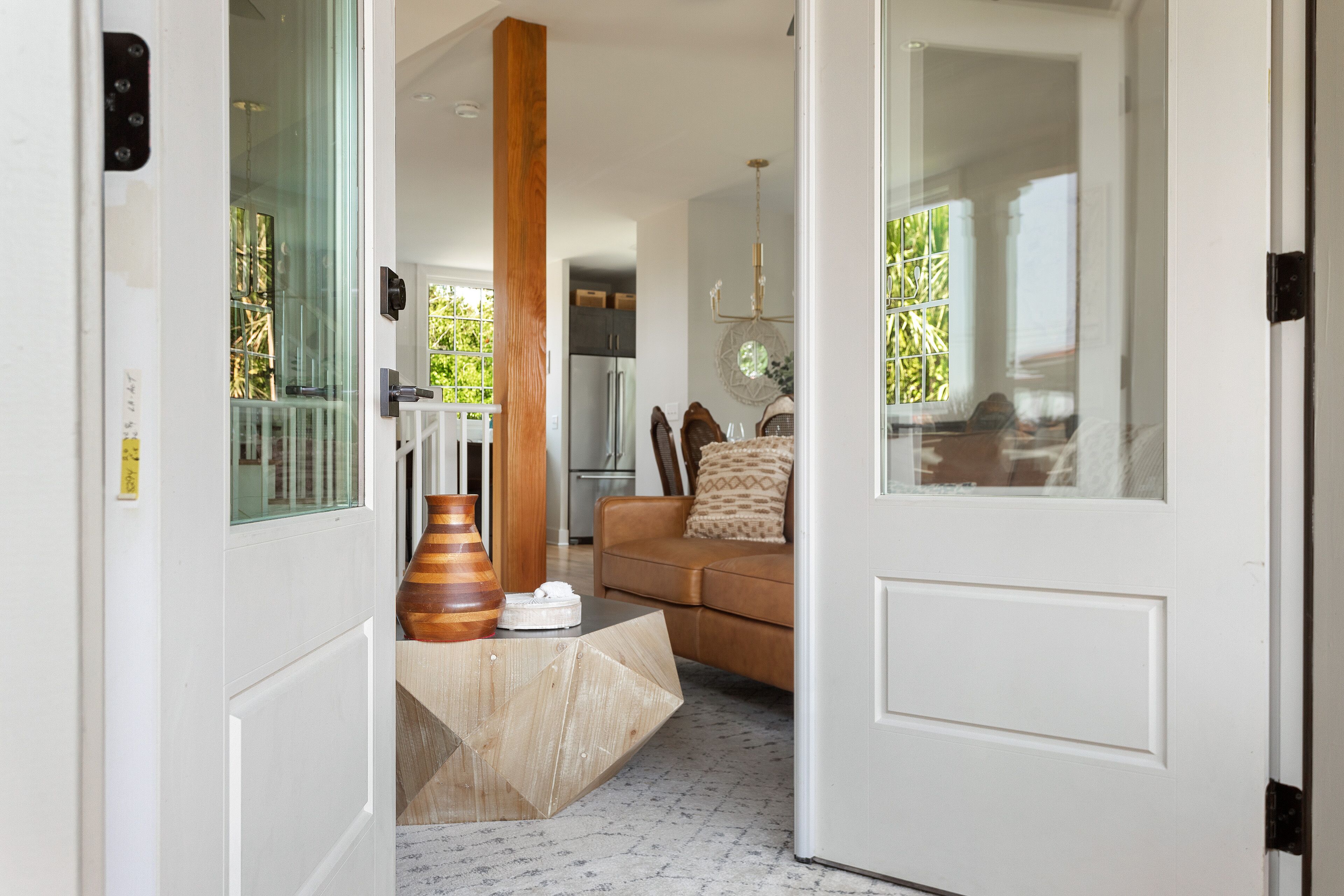 4 bedrooms, iron/ironing board, internet