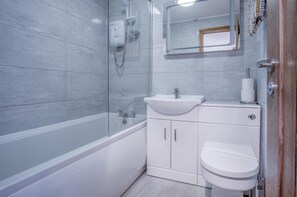 Banyera i assecador de cabells