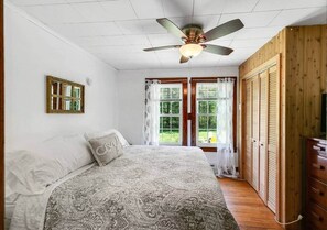 4 soverom, strykejern/-brett, wi-fi og sengetøy