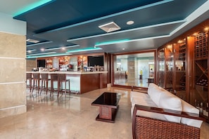 Bar (en la propiedad)