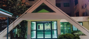 Korkdam Hotel