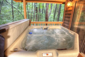 Bain à remous extérieur