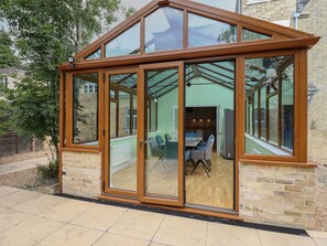 Cottage | Interior