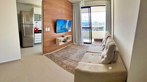 Executive Apartment | Living room | 32-inch TV with satellite channels - Vacanze - Smart (Maceió)