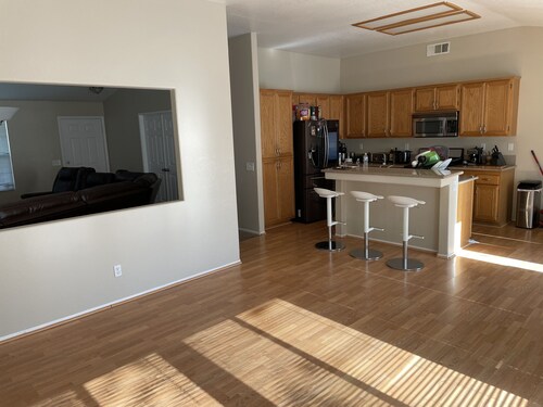 Entire house nearby market shops