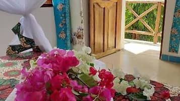 Quarto casal standard | Escrivaninha, Wi-Fi de cortesia, roupa de cama