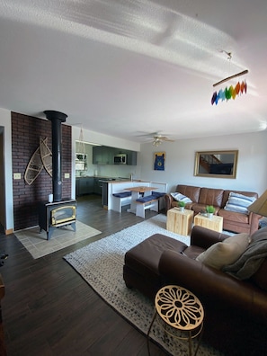 Smart TV y chimenea