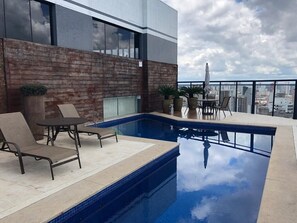 Utomhuspool