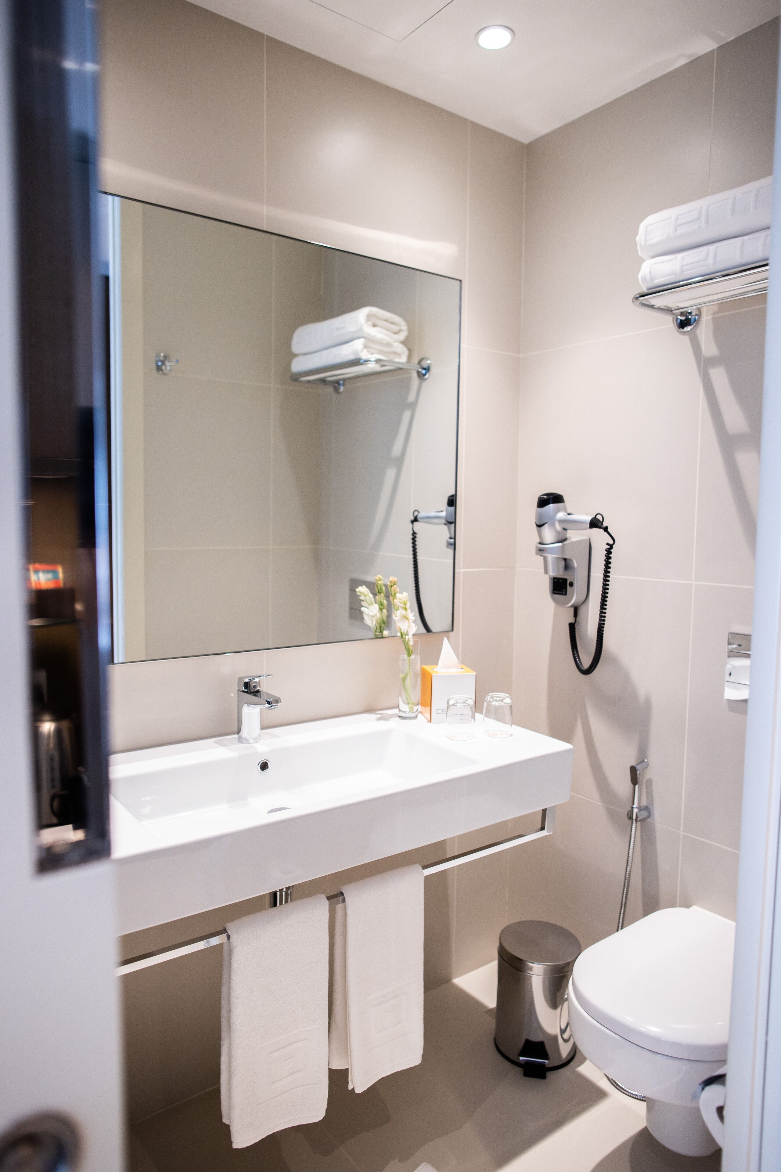 Photo - Centro Mada Amman by Rotana