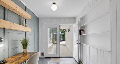 Amazing heated pool & spa just minutes from Anna Maria Island