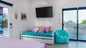 1 bedroom, desk, iron/ironing board, free WiFi