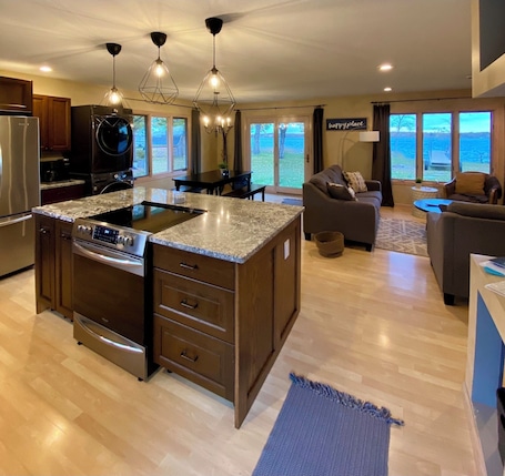 Interior. Indigo Beach House on West Battle Lake