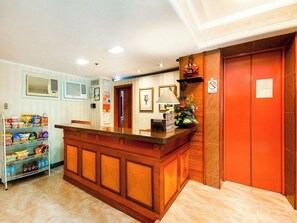 Lobby - Palladium Suites (Cebu City)