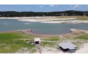 Beach - Medina Lake Waterfront Getaway (Lakehills)