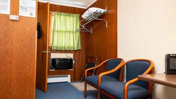 Standard Room, 1 Queen Bed, Non Smoking, Refrigerator & Microwave | Individually decorated, individually furnished, desk, laptop workspace